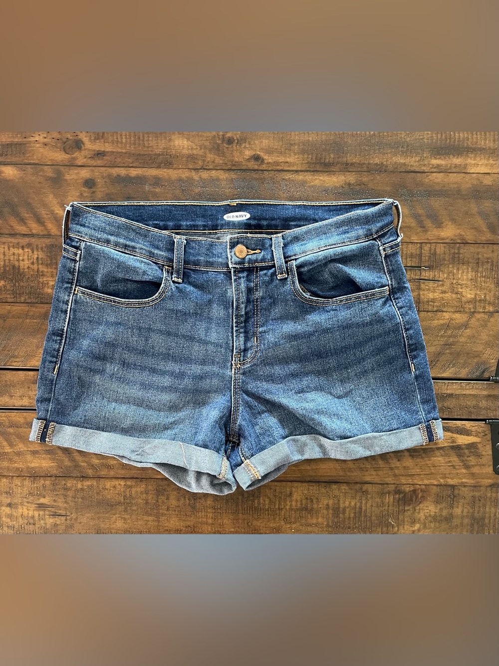 Old Navy Dark Wash Denim Shorts Size 8 – Cuffed Hem, GUC